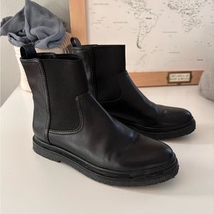 VINCE water repellent boots leather size 36